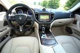 New Maserati Ghibli photo gallery